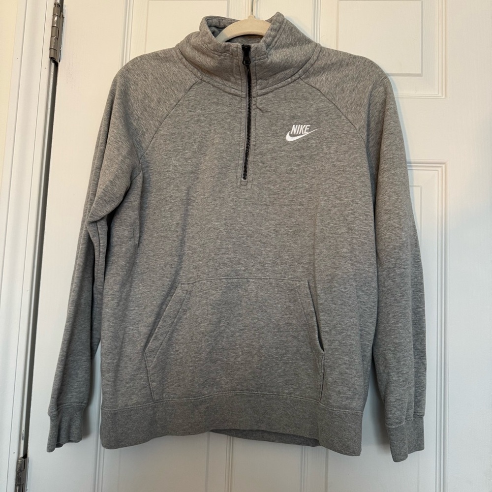 Nike Gray Quarter-Zip Sweatshirt SIZE MEDIUM